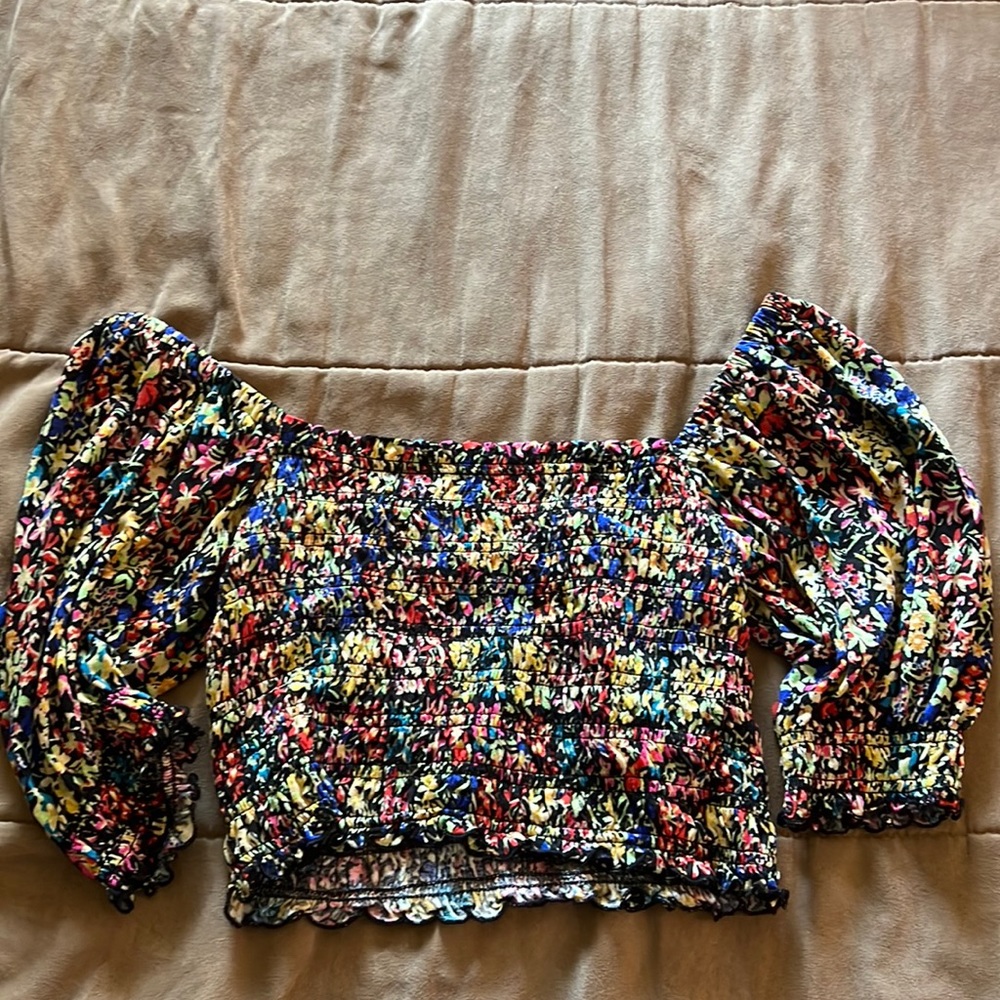 Smocked crop top in floral print